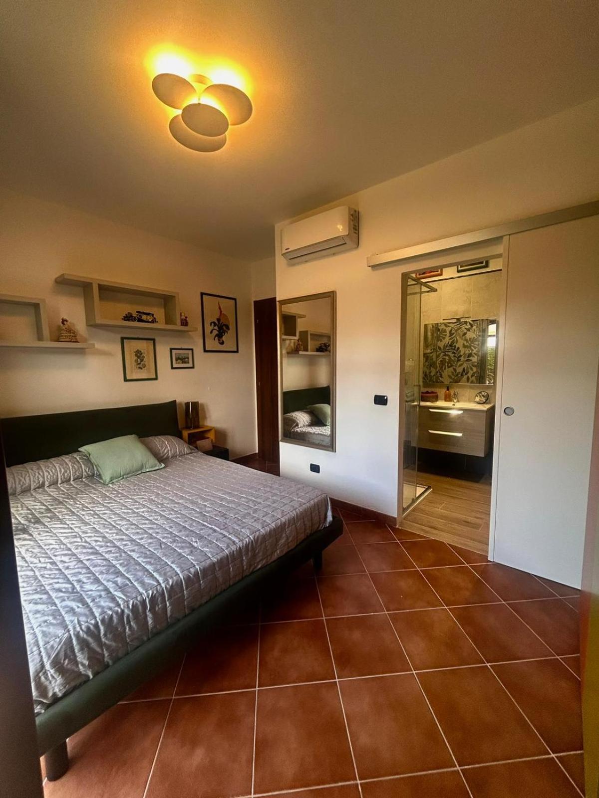 카스텔누오보베라덴가 Casa Paola Nel Chianti B&B 객실 사진