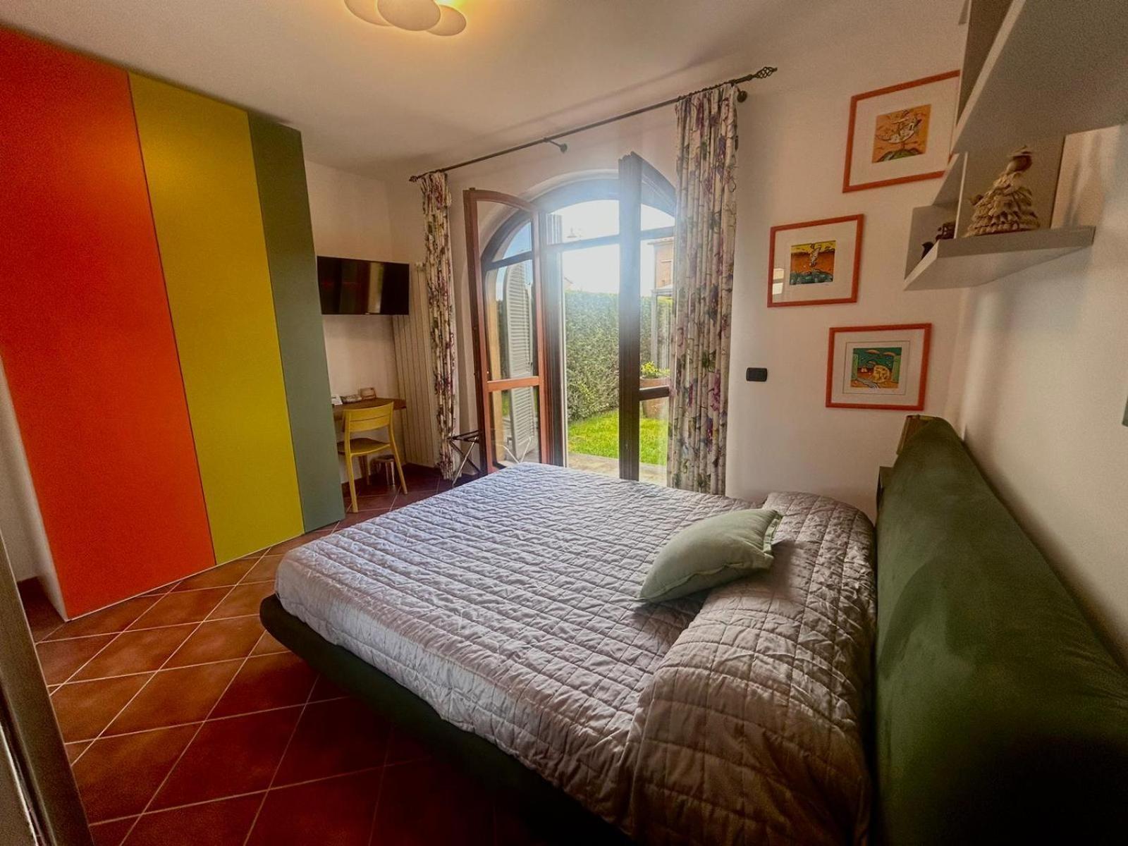 카스텔누오보베라덴가 Casa Paola Nel Chianti B&B 객실 사진