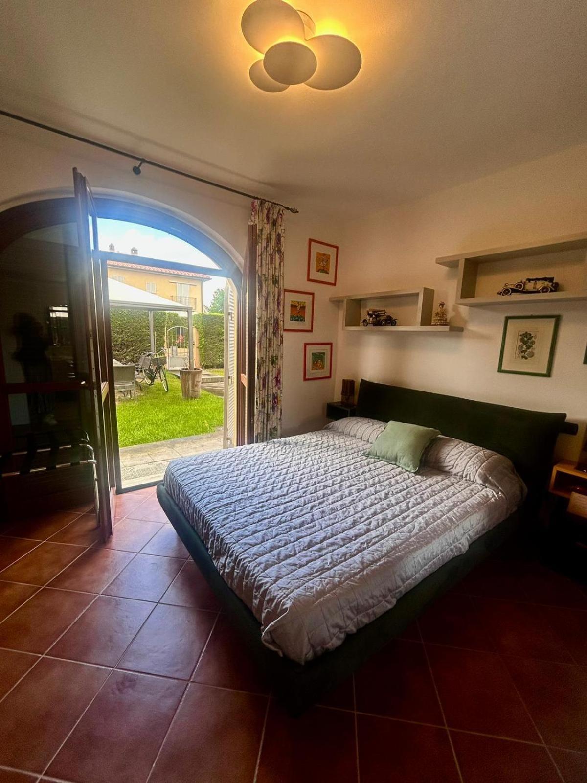 카스텔누오보베라덴가 Casa Paola Nel Chianti B&B 객실 사진