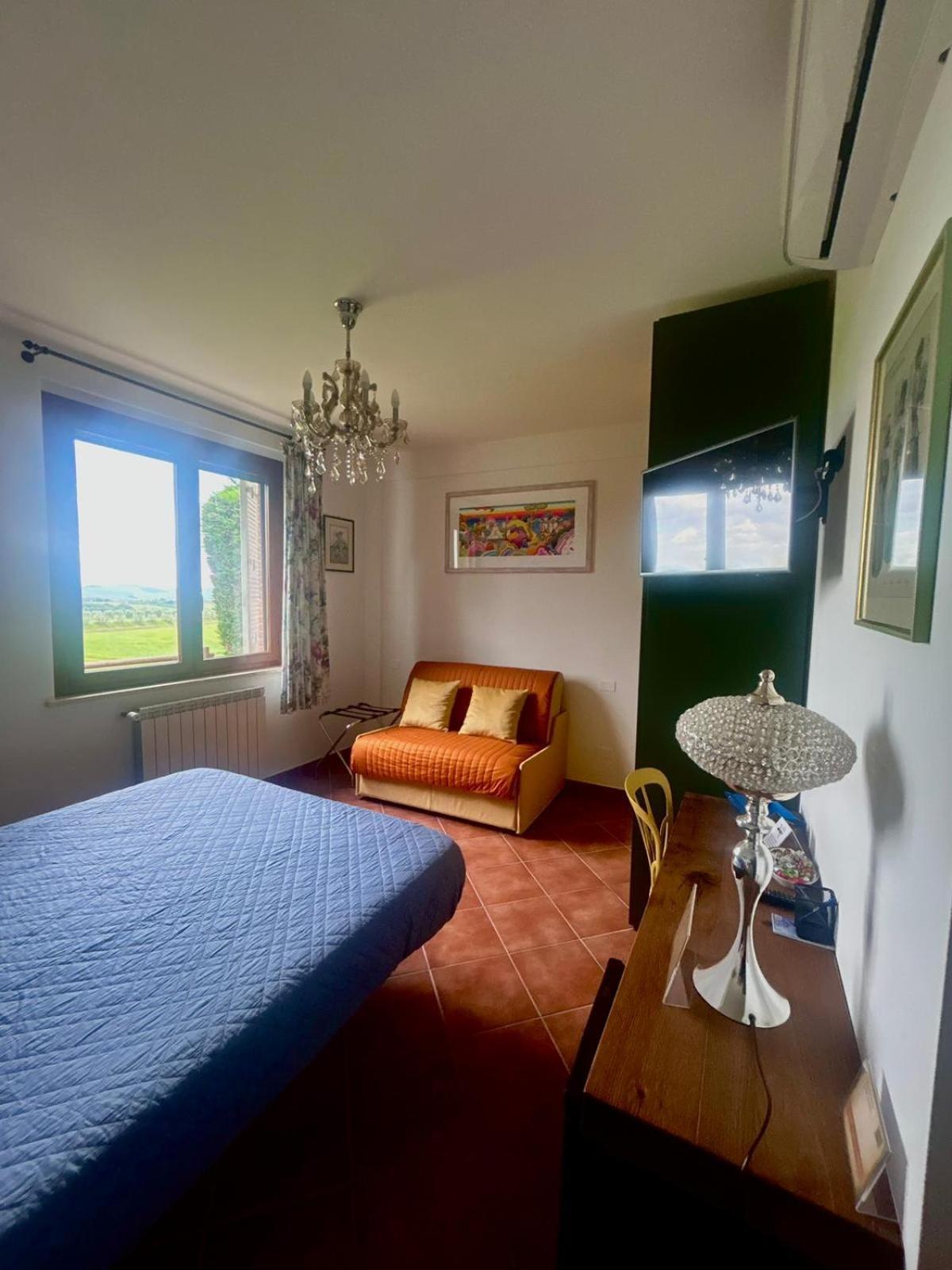 카스텔누오보베라덴가 Casa Paola Nel Chianti B&B 객실 사진