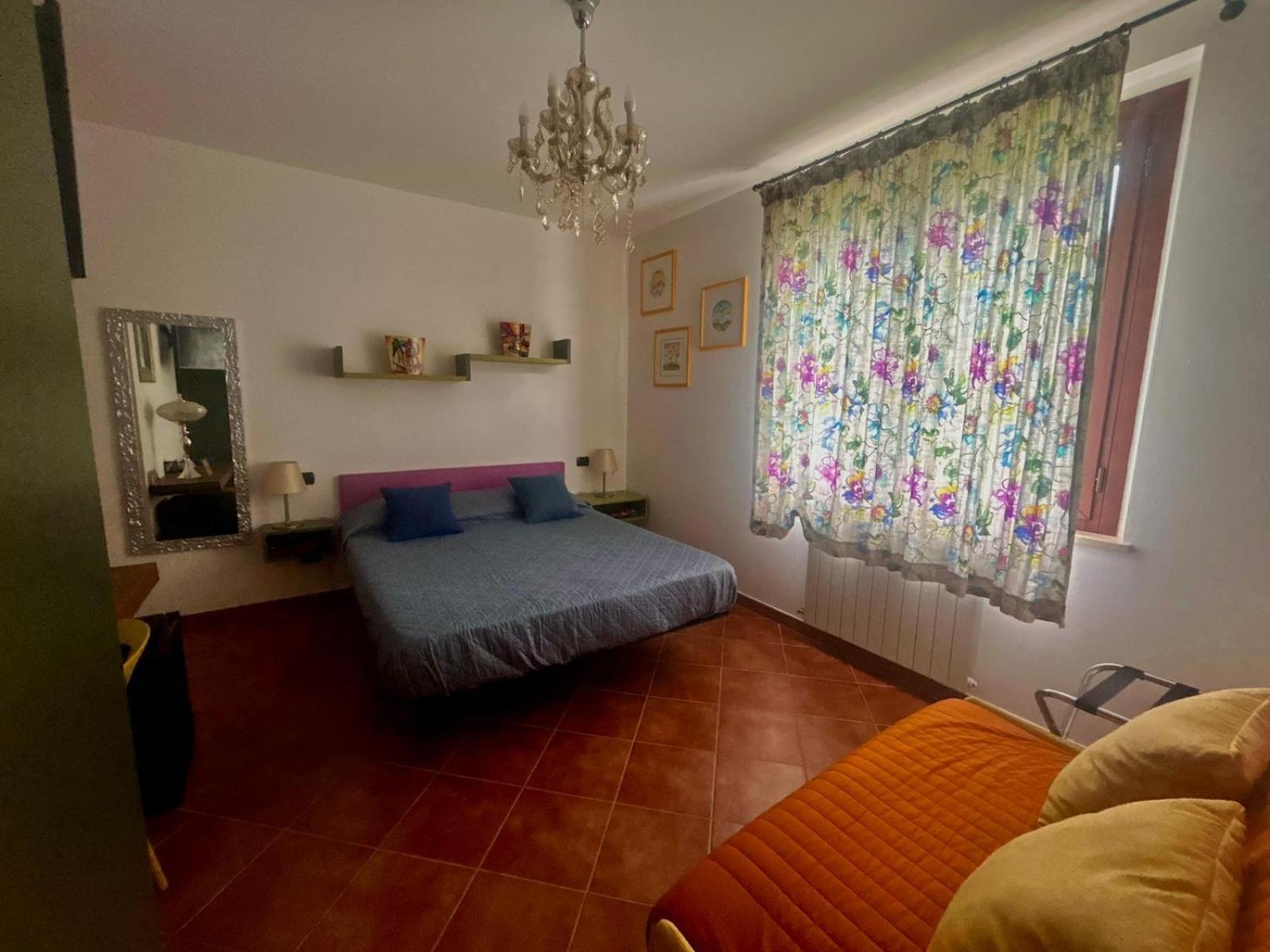 카스텔누오보베라덴가 Casa Paola Nel Chianti B&B 객실 사진