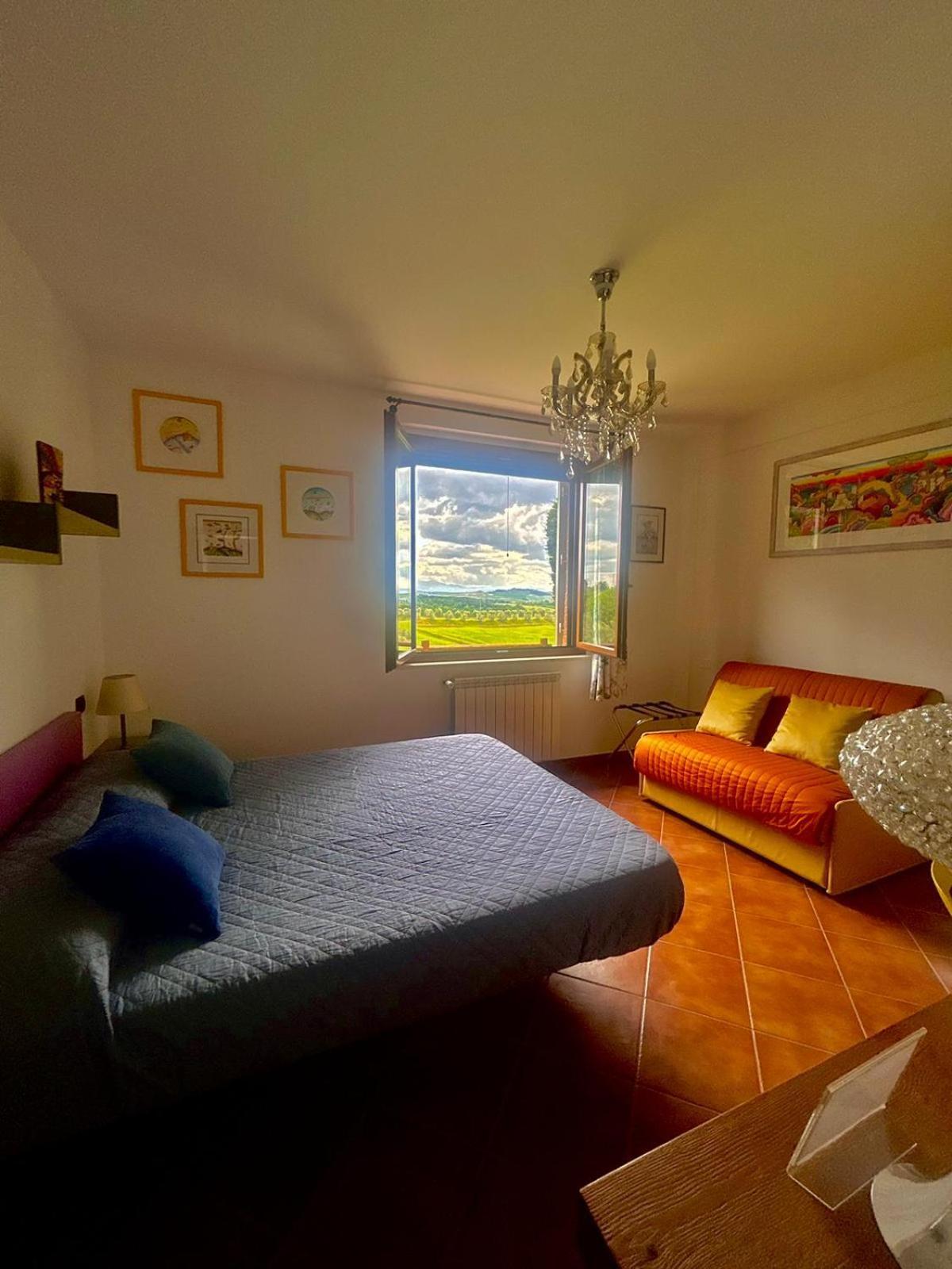 카스텔누오보베라덴가 Casa Paola Nel Chianti B&B 객실 사진