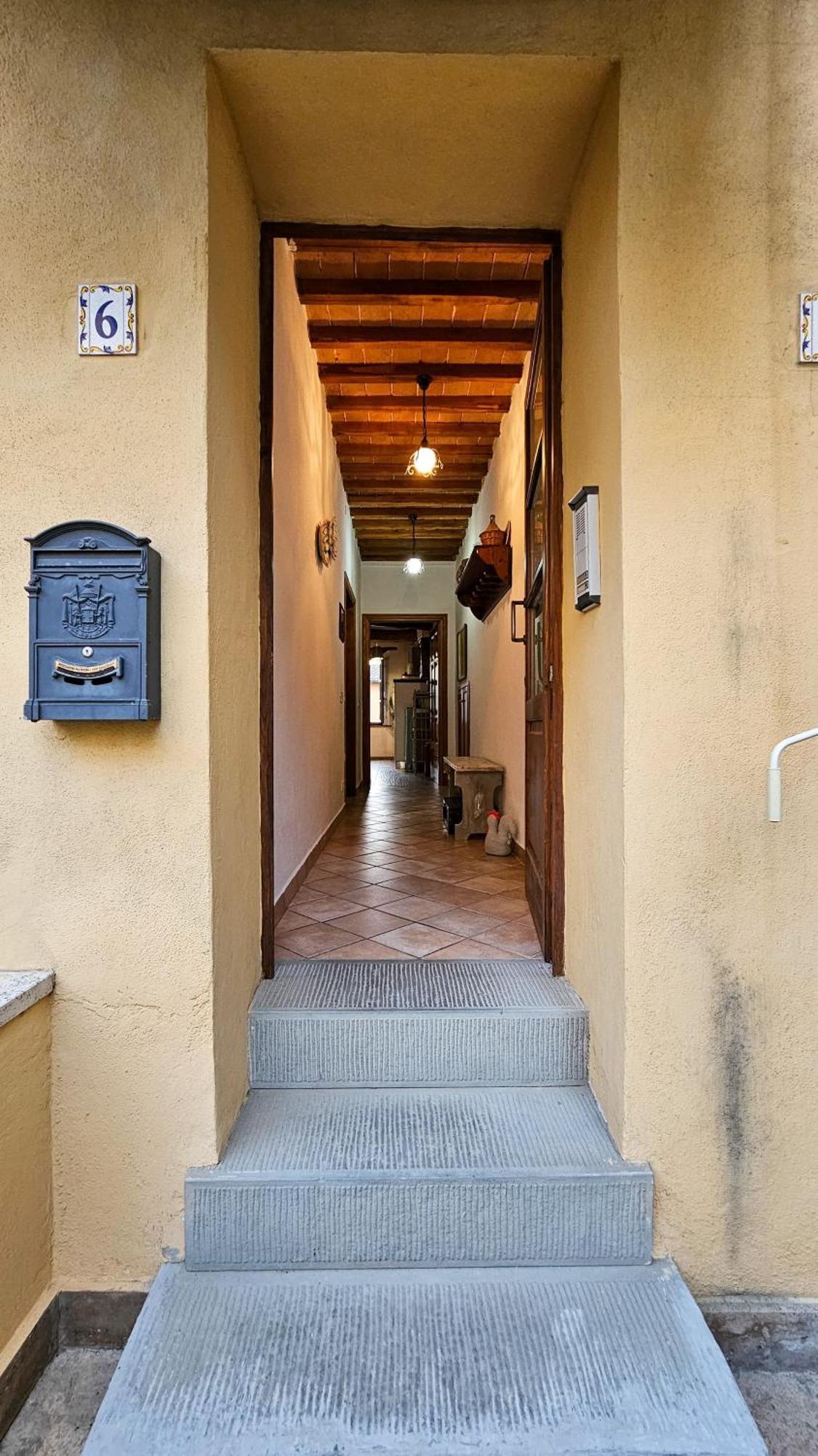 카스텔누오보베라덴가 Casa Paola Nel Chianti B&B 객실 사진